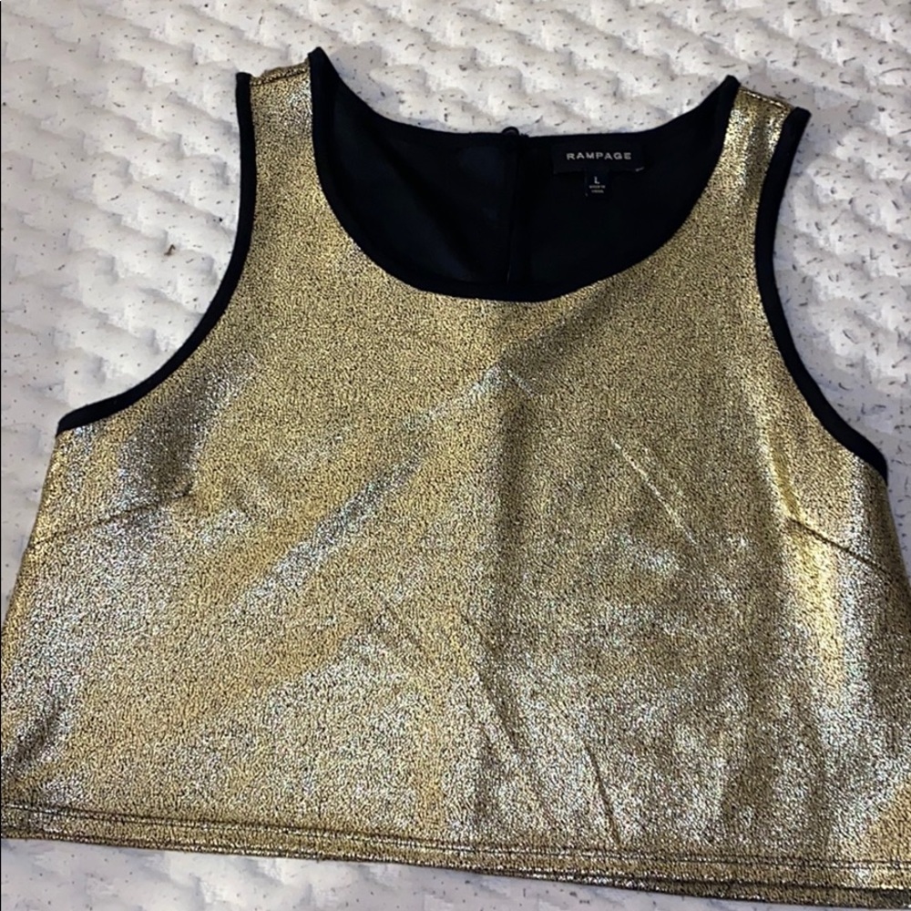 Crop top